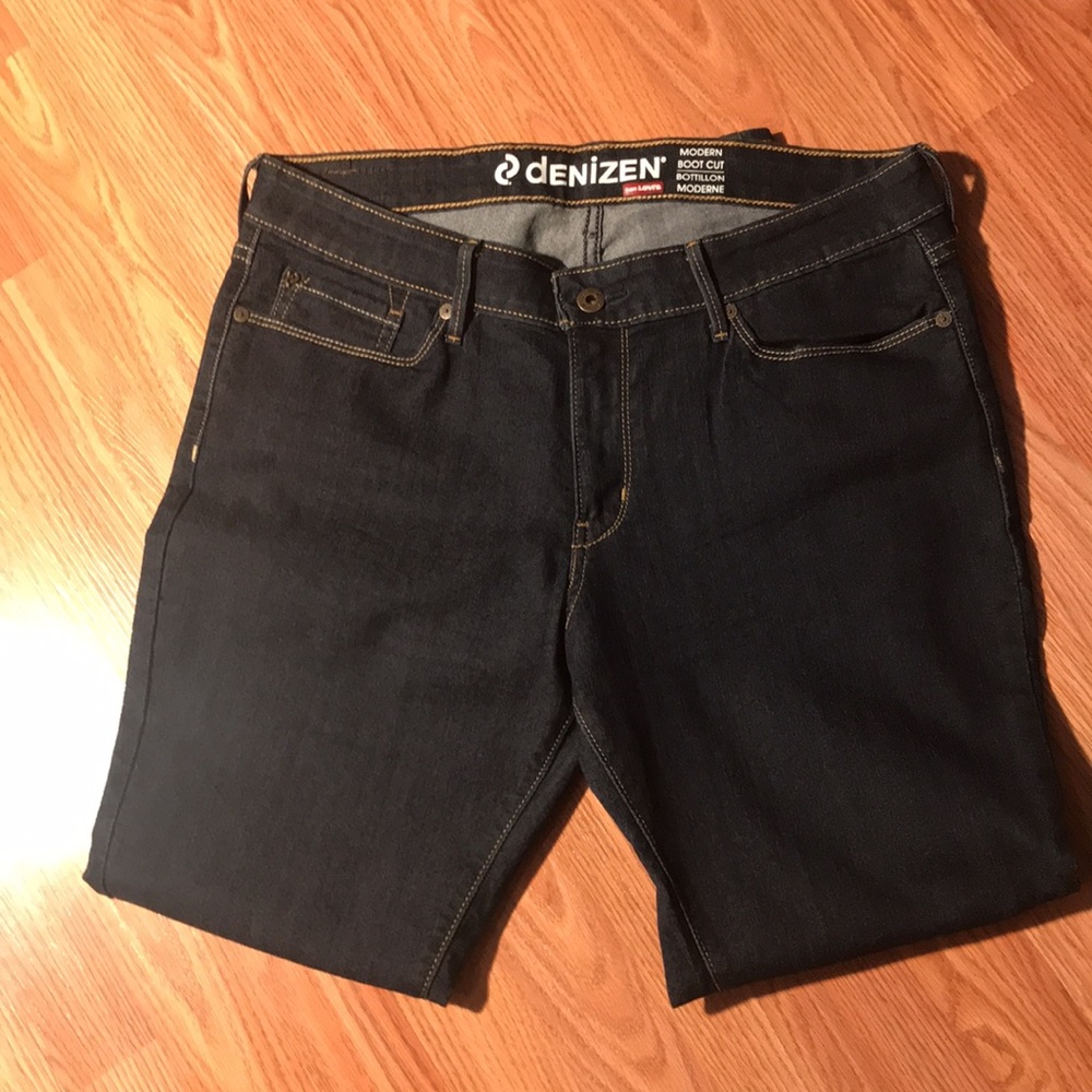 Denizen Jeans - Picture 2 of 7